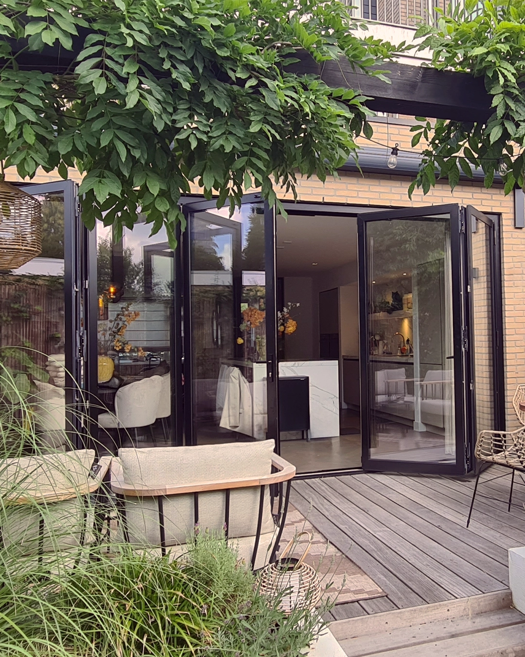 Aluminium Vouw/Harmonicadeuren van BTC Kozijnen | Geveltechniek.