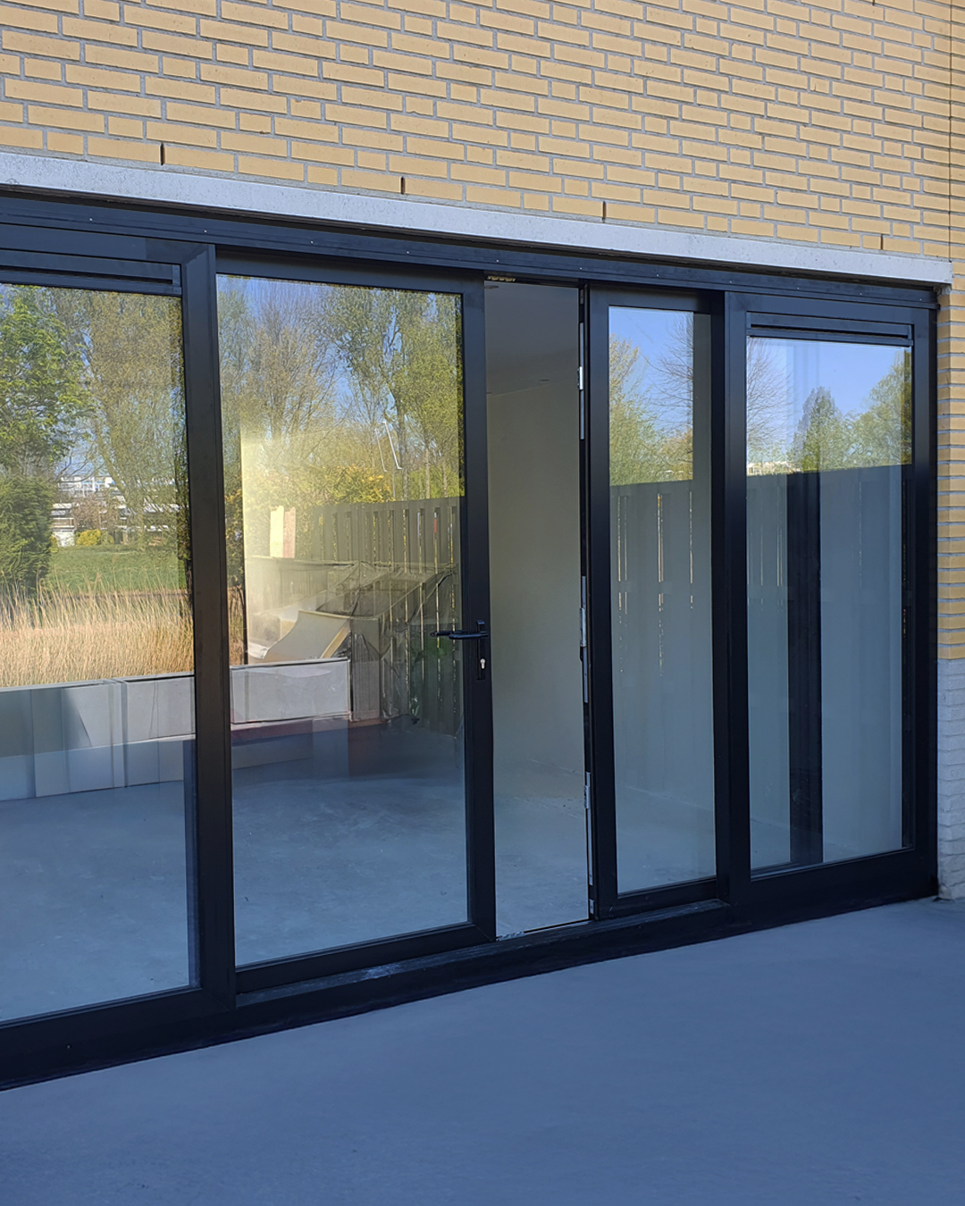 Aluminium schuif- en hefschuifpuien van BTC Kozijnen | Geveltechniek – maatwerk systemen met slanke profielen, maximale lichtinval en modern design.